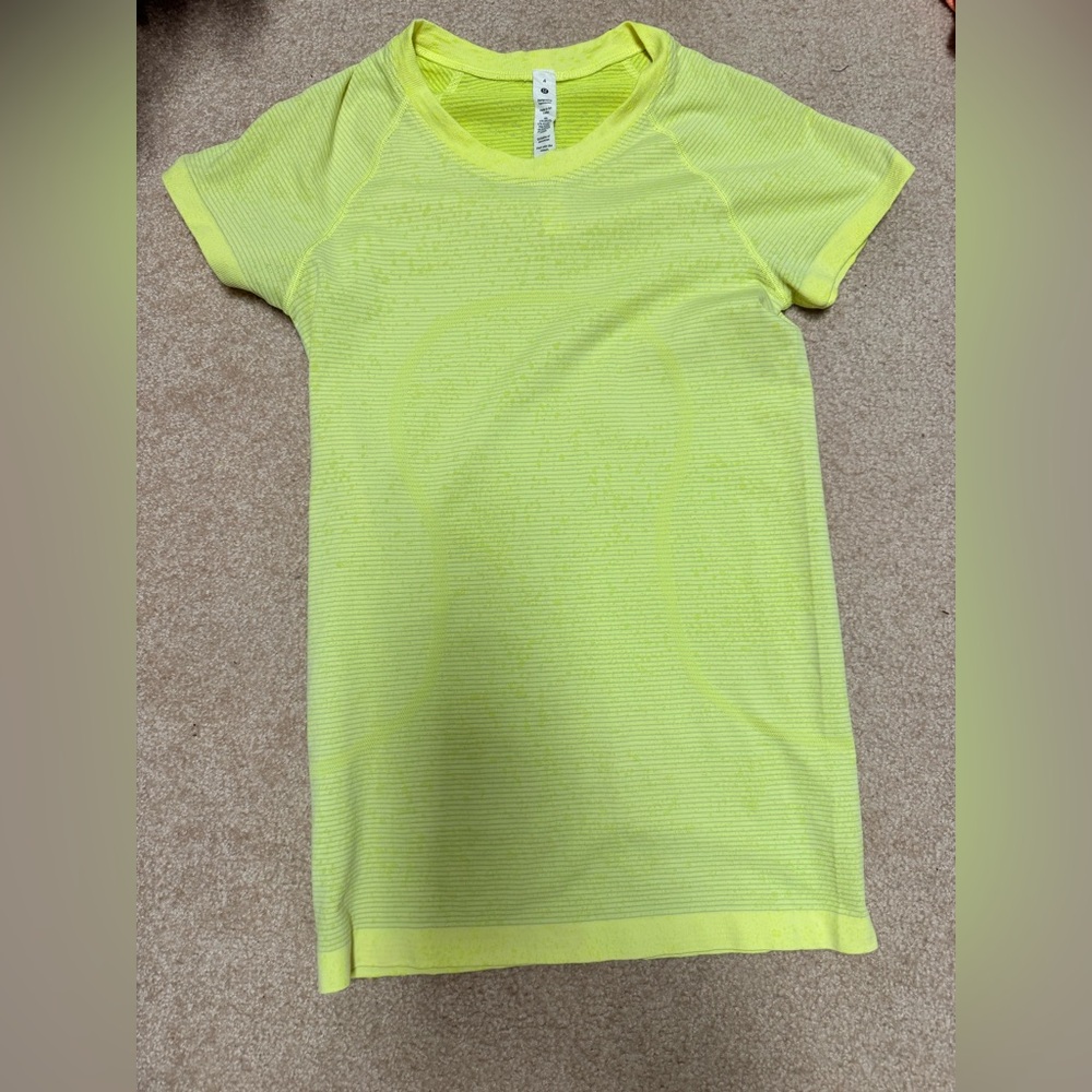 Lululemon swiftly tech